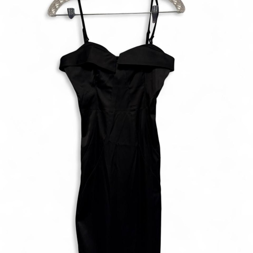Chic Black Dress
